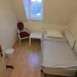 Schloss Gaestehaus Hotel *