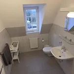 Schloss Gaestehaus * Burgscheidungen