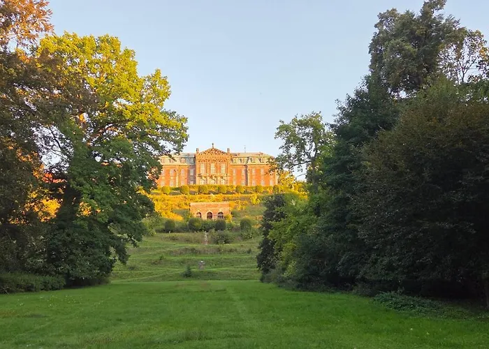 فندق Schloss Burgscheidungen