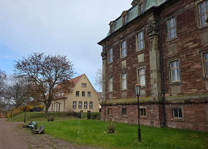 Schloss Gaestehaus ホテル Burgscheidungen
