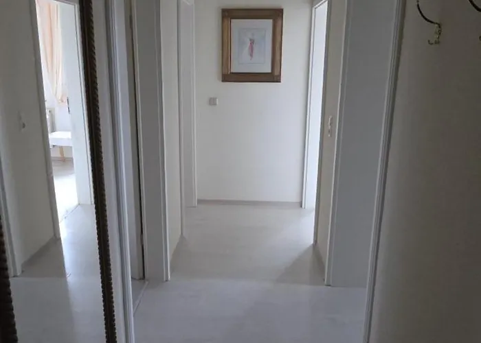 Schloss Gaestehaus *